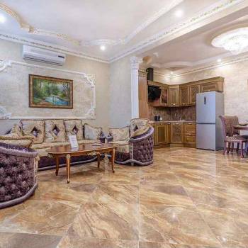 Сдается Многокомнатная квартира, 100 м²