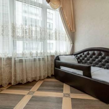Сдается Многокомнатная квартира, 100 м²