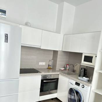 Сдается 1-комнатная квартира, 32 м²