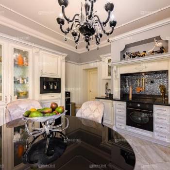 Продается Дом, 650 м²
