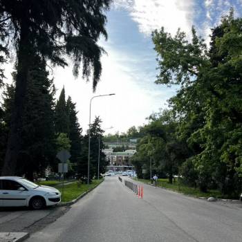 Сдается Нежилое помещение, 400 м²