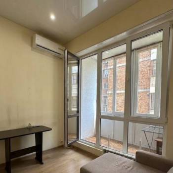 Продается 1-комнатная квартира, 21 м²