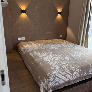 Продается 1-комнатная квартира, 38 м²