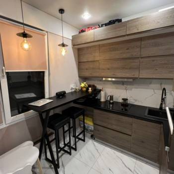 Продается 1-комнатная квартира, 38 м²