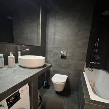 Продается 1-комнатная квартира, 38 м²