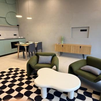 Продается 1-комнатная квартира, 64 м²