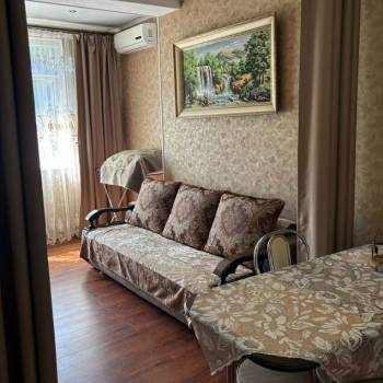 Продается 2-х комнатная квартира, 42 м²