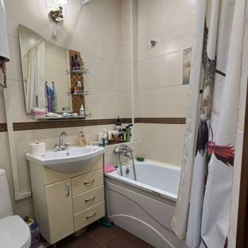 Продается 2-х комнатная квартира, 42 м²