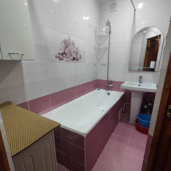 Сдается 2-х комнатная квартира, 61 м²