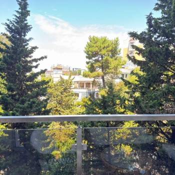 Сдается 1-комнатная квартира, 64 м²