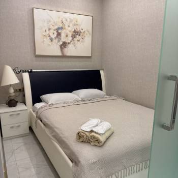Сдается 1-комнатная квартира, 64 м²