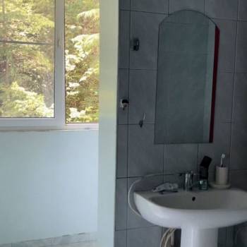 Продается Многокомнатная квартира, 70,9 м²