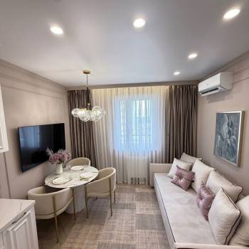 Сдается 1-комнатная квартира, 42 м²