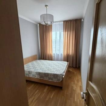 Сдается Многокомнатная квартира, 98 м²