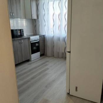 Сдается 1-комнатная квартира, 37 м²