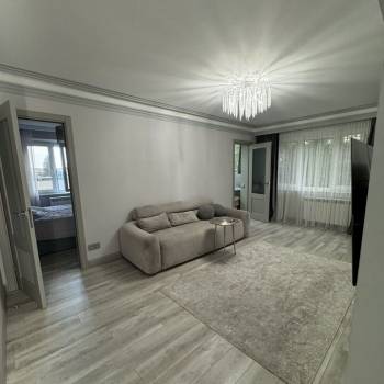 Продается 3-х комнатная квартира, 54 м²