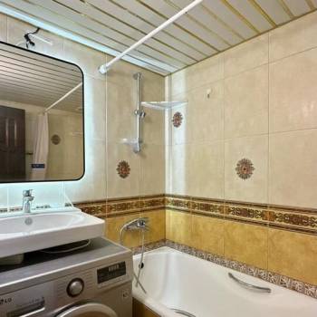 Продается 3-х комнатная квартира, 65,7 м²