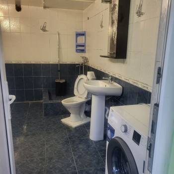 Сдается Многокомнатная квартира, 90 м²
