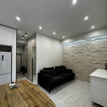 Сдается 1-комнатная квартира, 46 м²