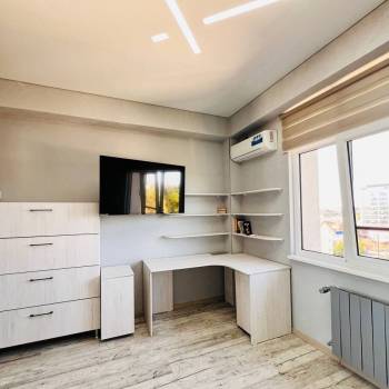 Продается 1-комнатная квартира, 36 м²