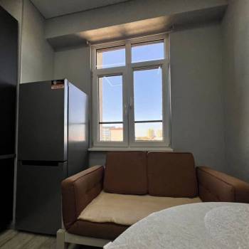 Продается 1-комнатная квартира, 36 м²