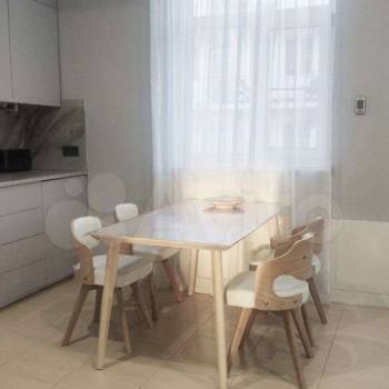 Продается Многокомнатная квартира, 130 м²