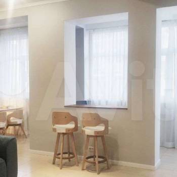 Продается Многокомнатная квартира, 130 м²