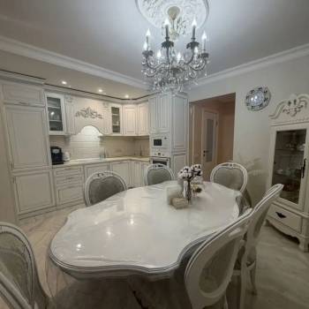 Продается 2-х комнатная квартира, 84 м²
