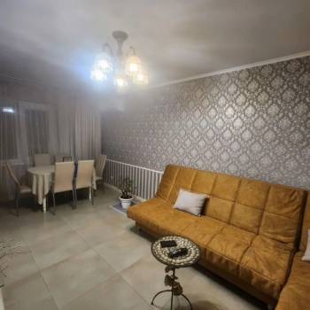 Сдается Многокомнатная квартира, 70 м²
