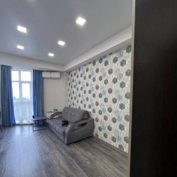 Продается 1-комнатная квартира, 32 м²