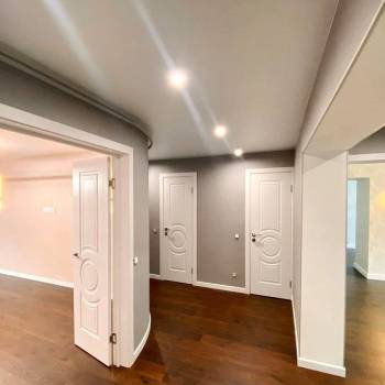 Продается Многокомнатная квартира, 81,5 м²