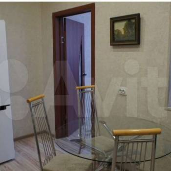 Сдается 1-комнатная квартира, 48 м²