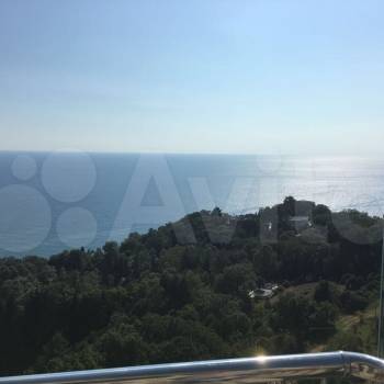 Продается 1-комнатная квартира, 161,1 м²