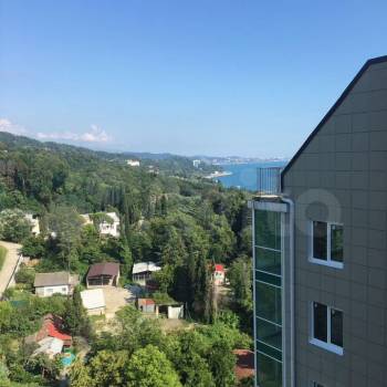 Продается 1-комнатная квартира, 161,1 м²