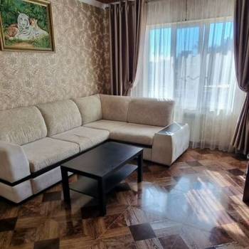 Сдается 2-х комнатная квартира, 65 м²