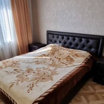 Сдается 2-х комнатная квартира, 65 м²