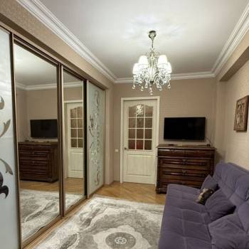 Сдается 2-х комнатная квартира, 65 м²