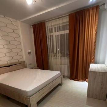 Сдается Многокомнатная квартира, 100 м²