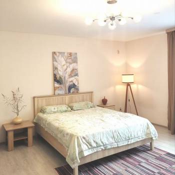 Сдается Многокомнатная квартира, 77 м²