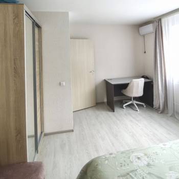 Сдается Многокомнатная квартира, 77 м²