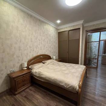 Сдается Многокомнатная квартира, 100 м²