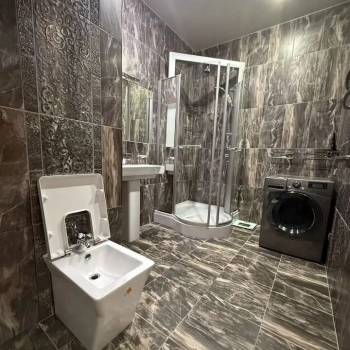 Сдается Многокомнатная квартира, 100 м²