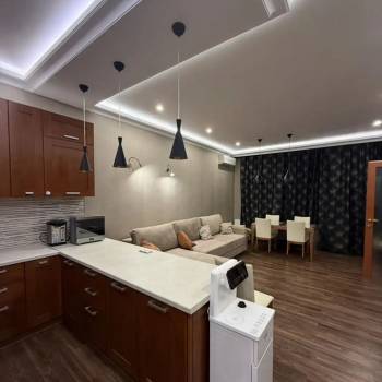 Сдается Многокомнатная квартира, 100 м²