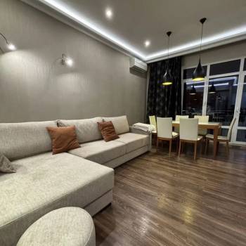 Сдается Многокомнатная квартира, 100 м²