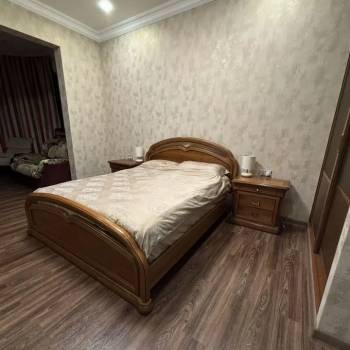 Сдается Многокомнатная квартира, 100 м²