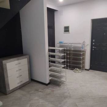 Сдается Многокомнатная квартира, 97 м²