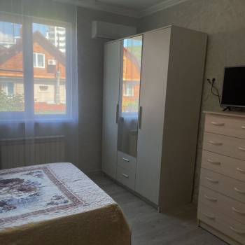 Сдается 1-комнатная квартира, 35 м²