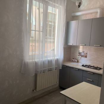 Сдается 1-комнатная квартира, 35 м²