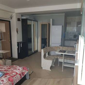 Продается 1-комнатная квартира, 32 м²