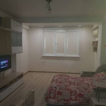 Продается 1-комнатная квартира, 32 м²